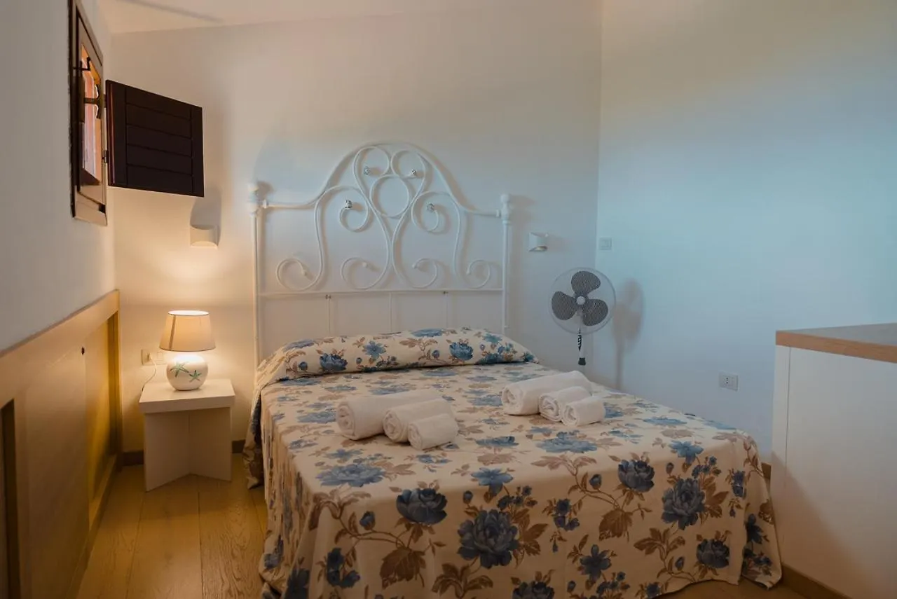 La Terrazza Blu Villa Marinella  Semesterbostad Marinella (Sardinia)